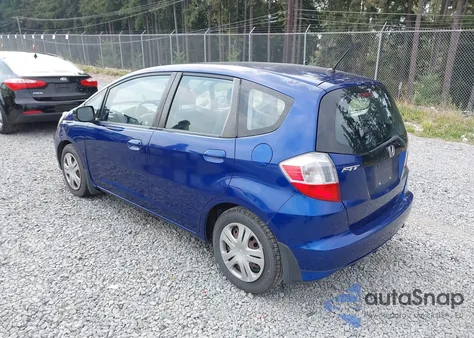 2010 Honda Fit z USA, uszkodzony, nr VIN JHMGE8H26AS012100